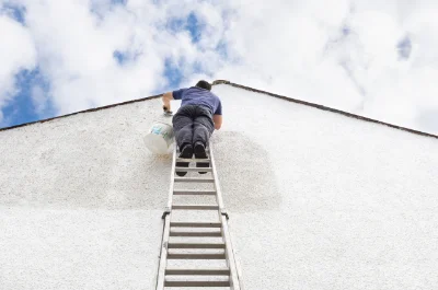 Peinture extérieure à la Devise — façades et ravalement